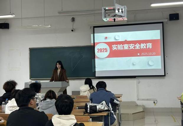 8768d803a966f7c7be2852b32e09dbd6